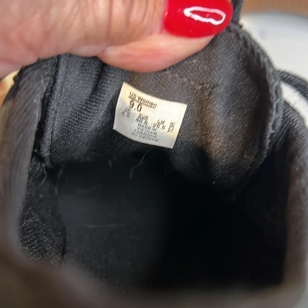 Vans BLACK Canvas Low Top Sneakers Size 9